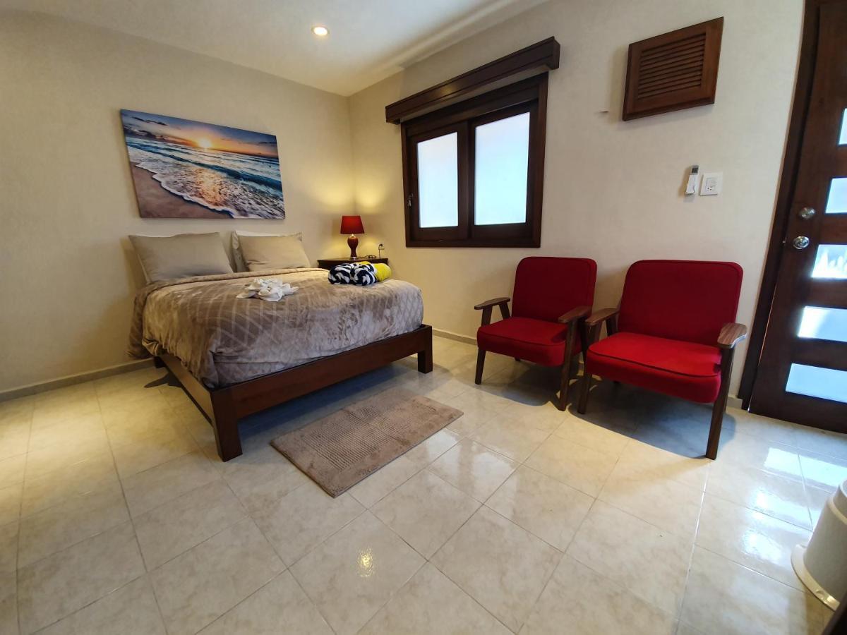 Coralito Malecon Luxury Studio Исла-Мухерес Экстерьер фото